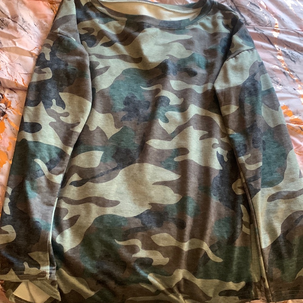 Womens long sleeve camo shirt